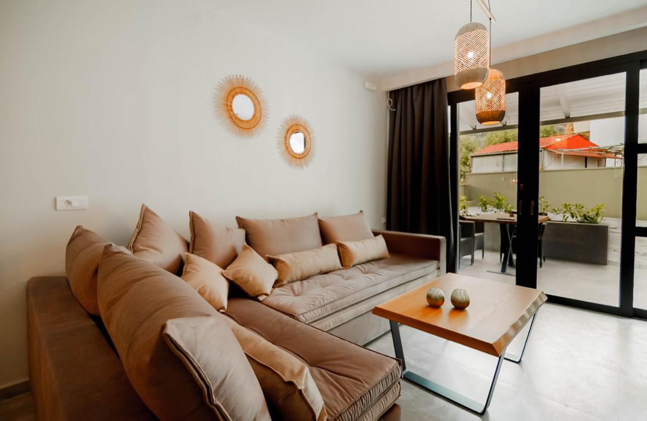 Olia Suites Parga Extérieur photo