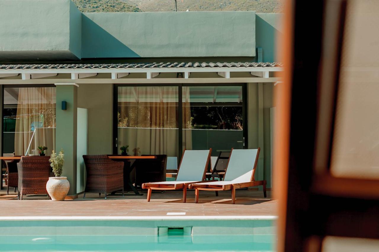 Olia Suites Parga Extérieur photo
