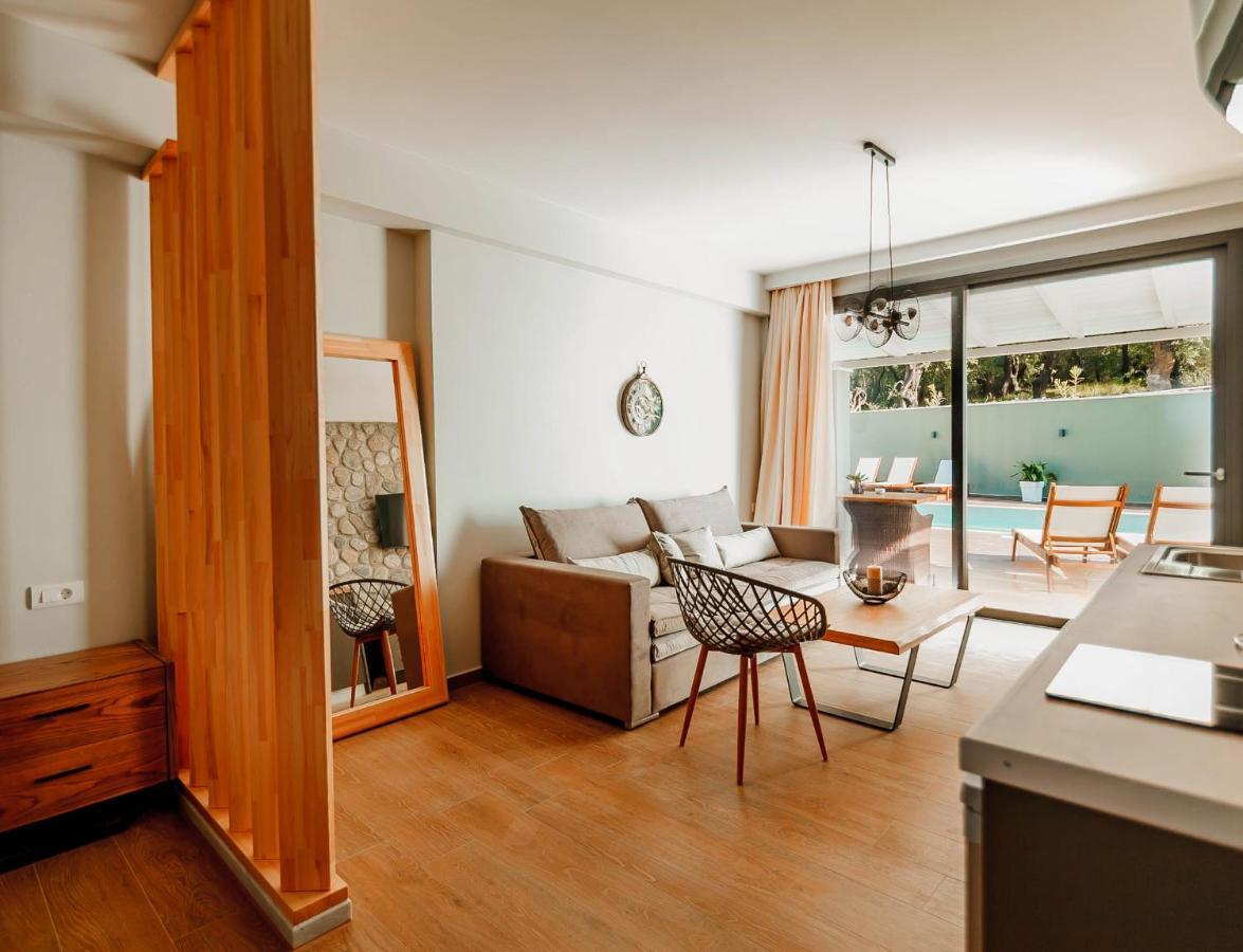 Olia Suites Parga Extérieur photo